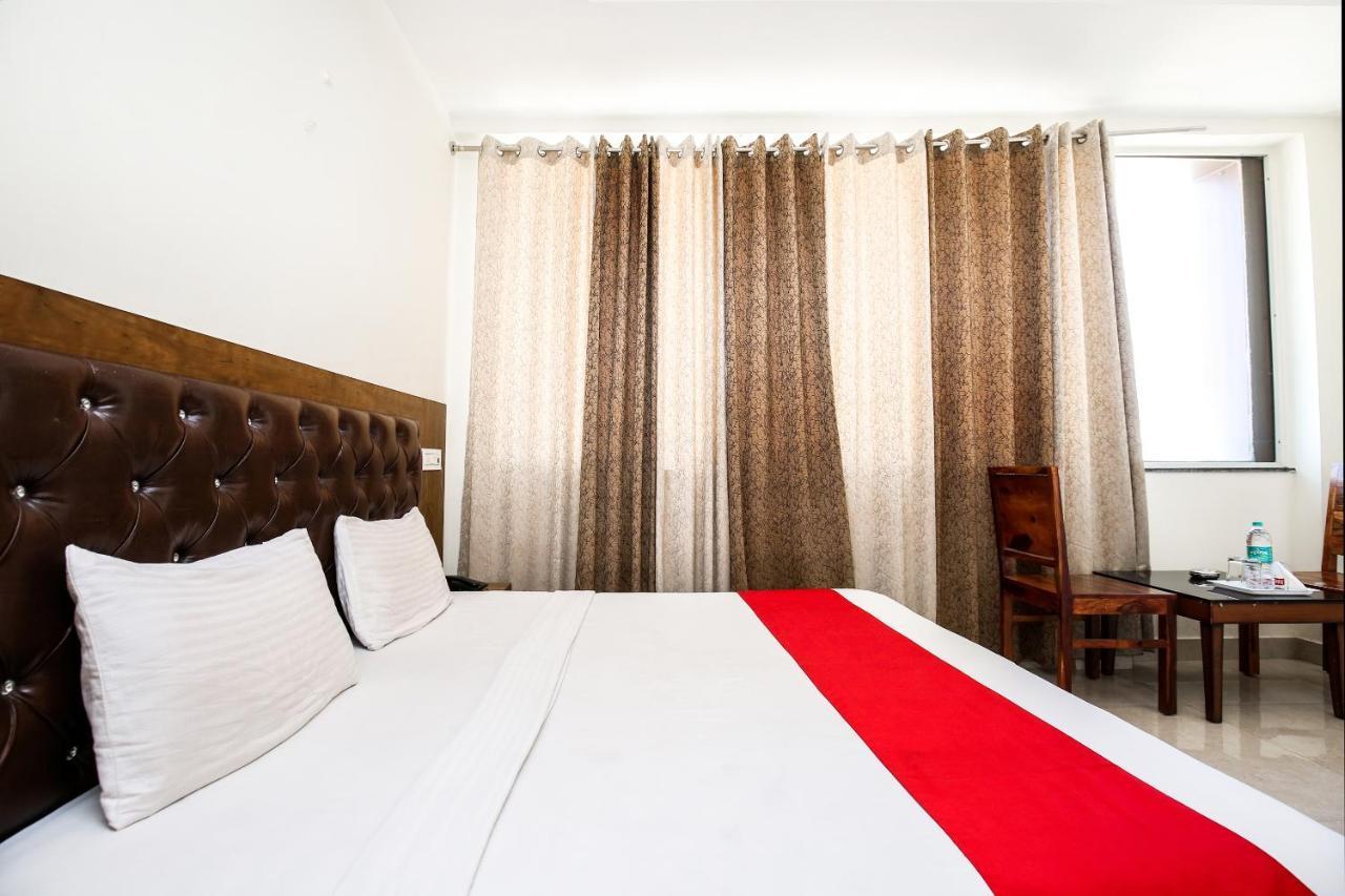 Hotel Woodcrest Zirakpur Chandigarh - Luxury Rooms Exterior foto